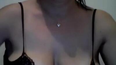 Brazilian mom I'd like to tart's plays with me on skype